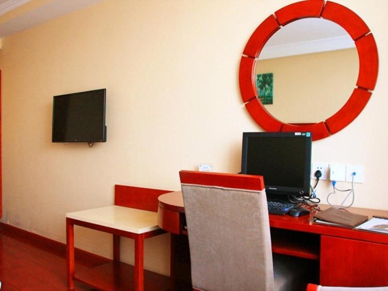 GreenTree Inn Beijing Fengtai Dacheng Road Huanleshuimofang Business Hotel Bagian luar foto