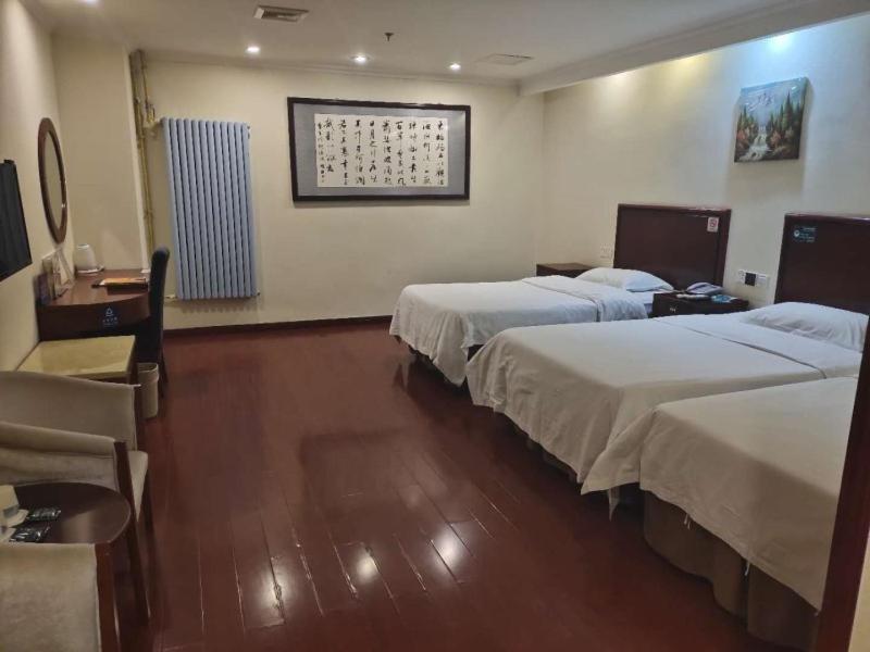 GreenTree Inn Beijing Fengtai Dacheng Road Huanleshuimofang Business Hotel Bagian luar foto