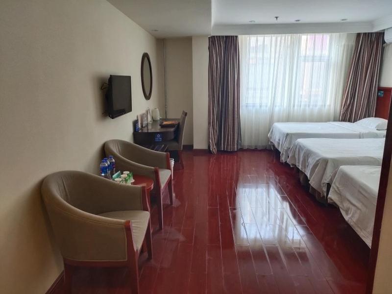 GreenTree Inn Beijing Fengtai Dacheng Road Huanleshuimofang Business Hotel Bagian luar foto
