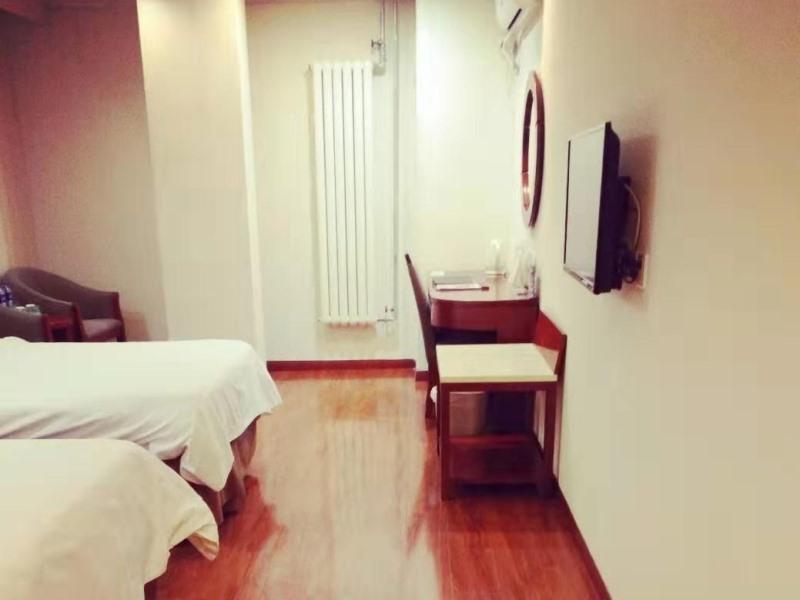 GreenTree Inn Beijing Fengtai Dacheng Road Huanleshuimofang Business Hotel Bagian luar foto