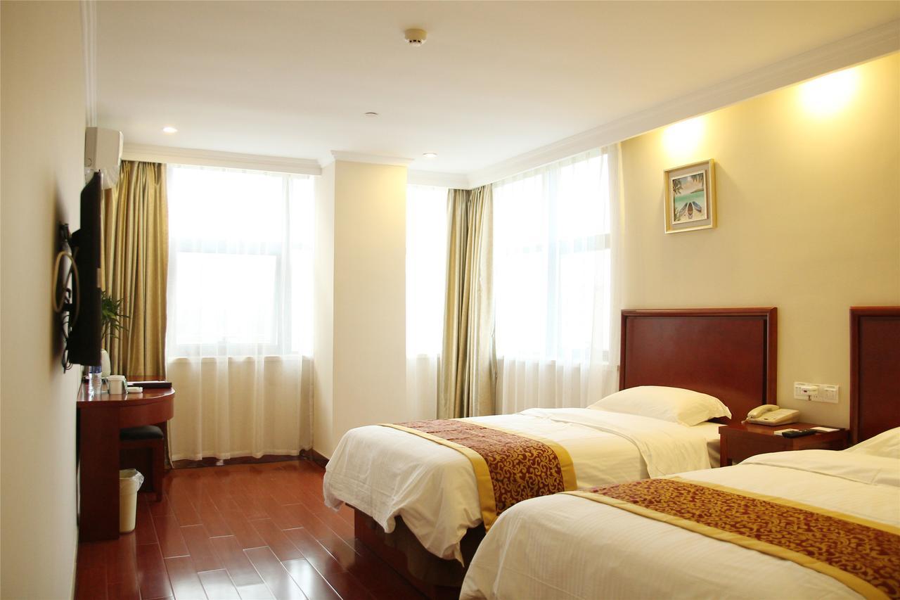 GreenTree Inn Beijing Fengtai Dacheng Road Huanleshuimofang Business Hotel Bagian luar foto