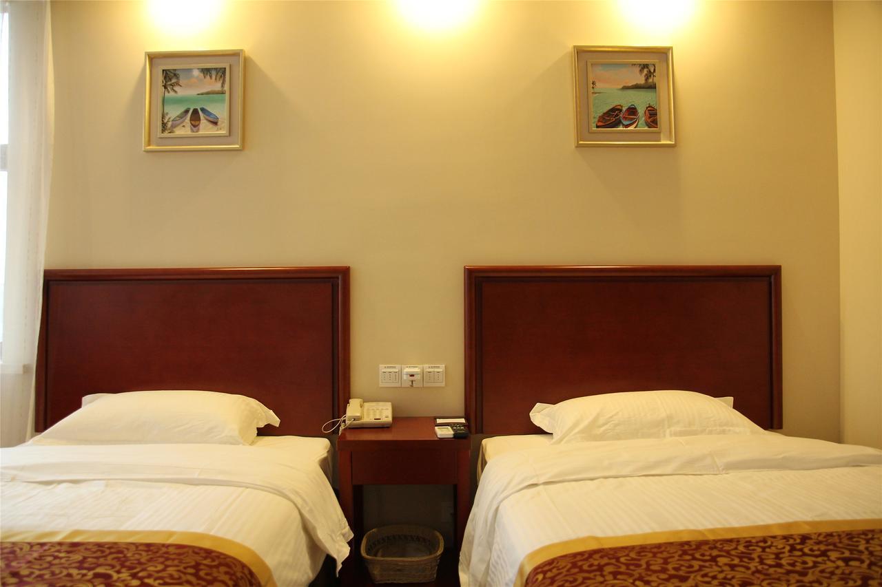 GreenTree Inn Beijing Fengtai Dacheng Road Huanleshuimofang Business Hotel Bagian luar foto