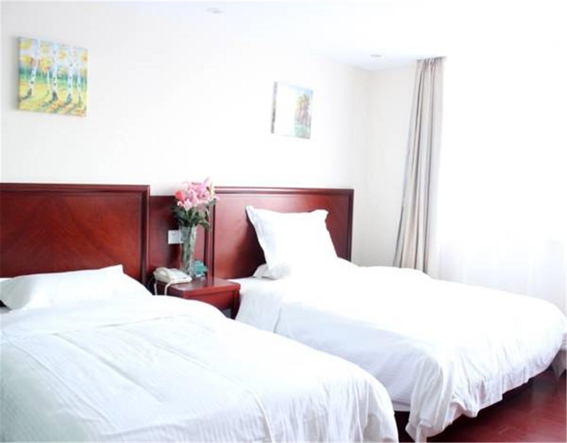 GreenTree Inn Beijing Fengtai Dacheng Road Huanleshuimofang Business Hotel Bagian luar foto